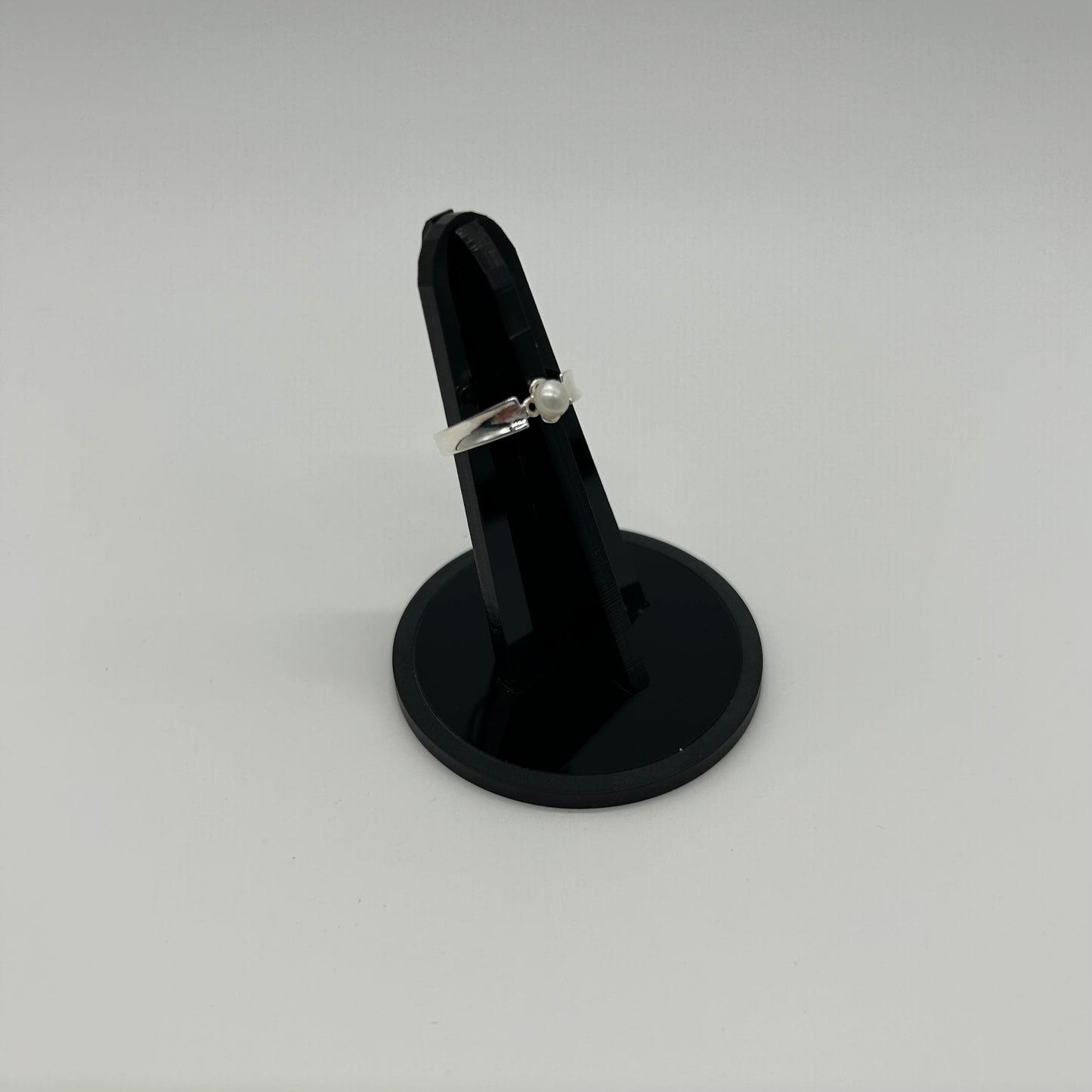 Anillo de Plata con Perla Liso