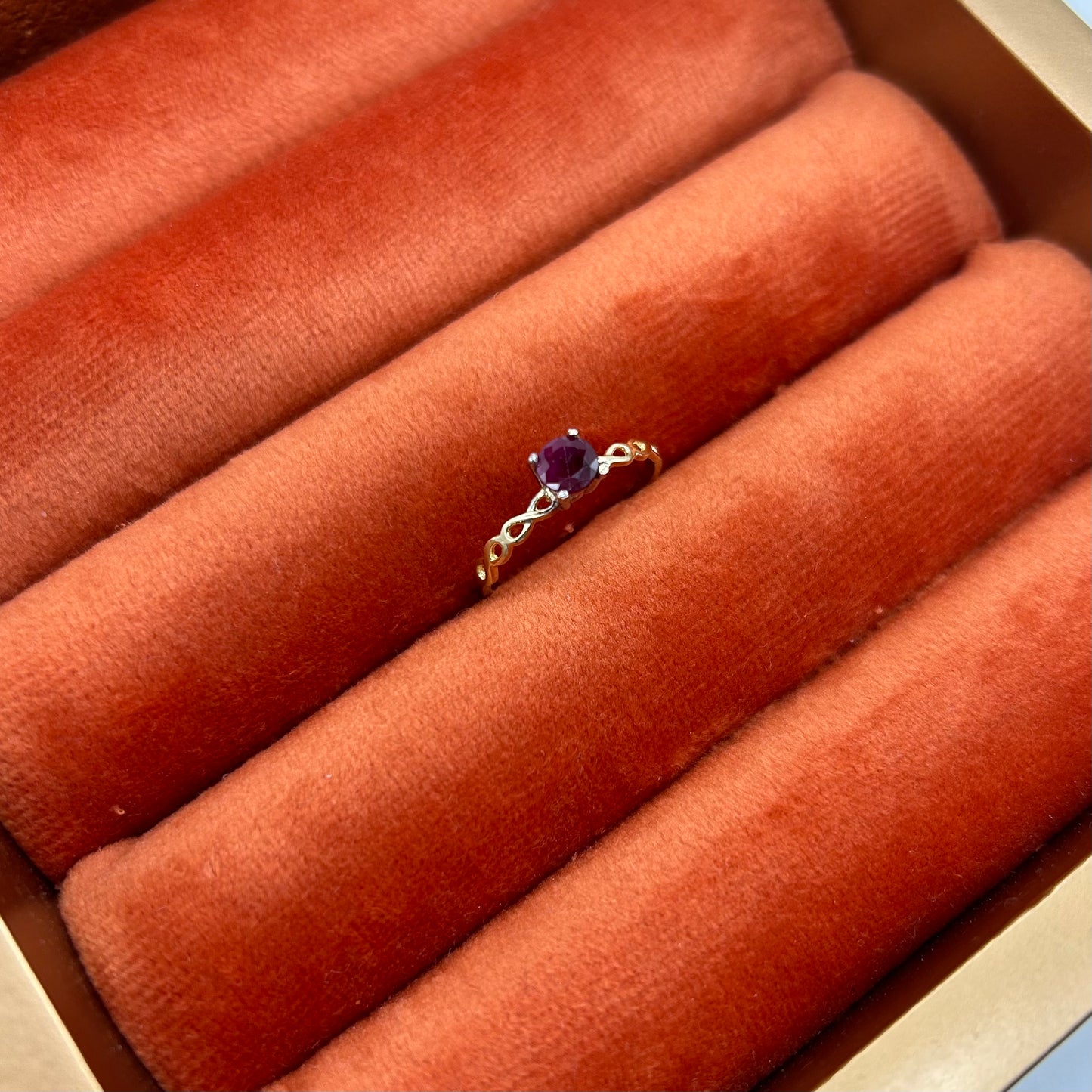 Anillo con Rubí Natural de Oro 14K