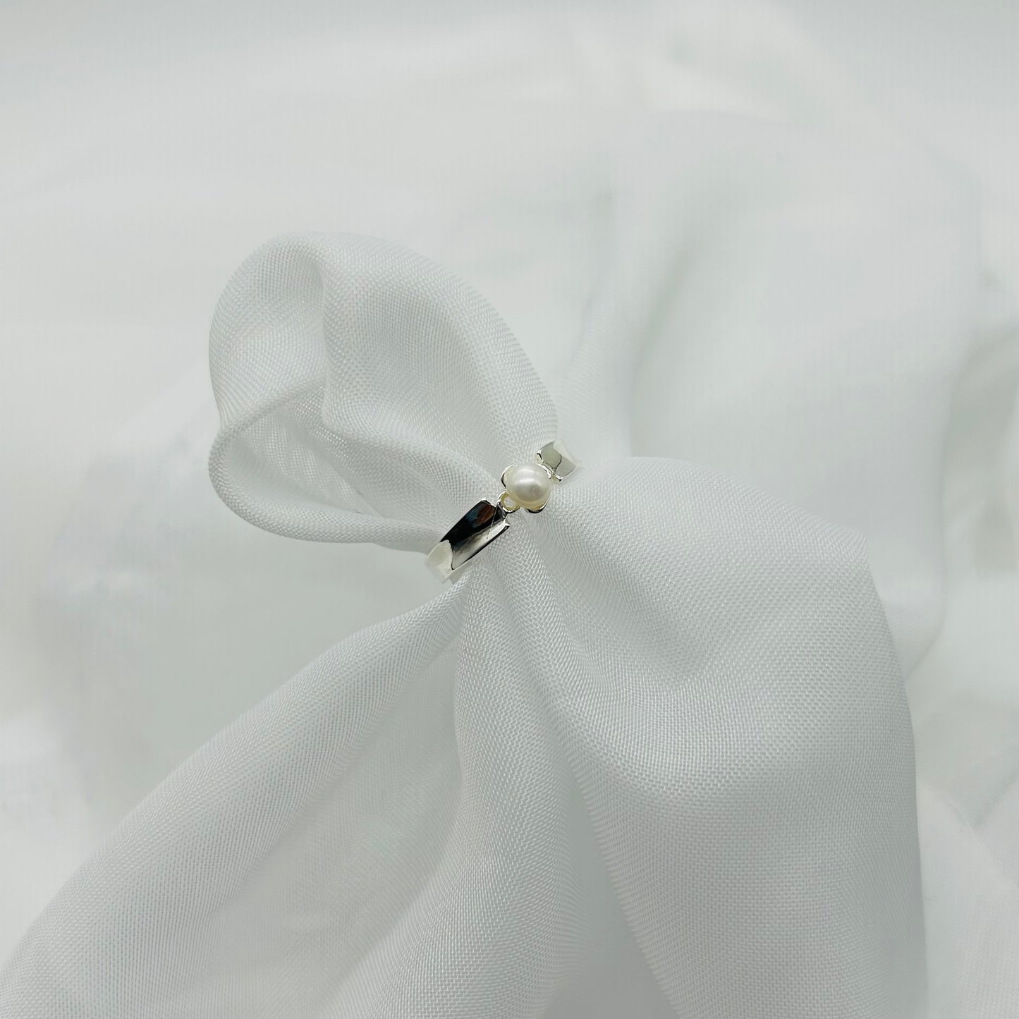 Anillo de Plata con Perla Liso