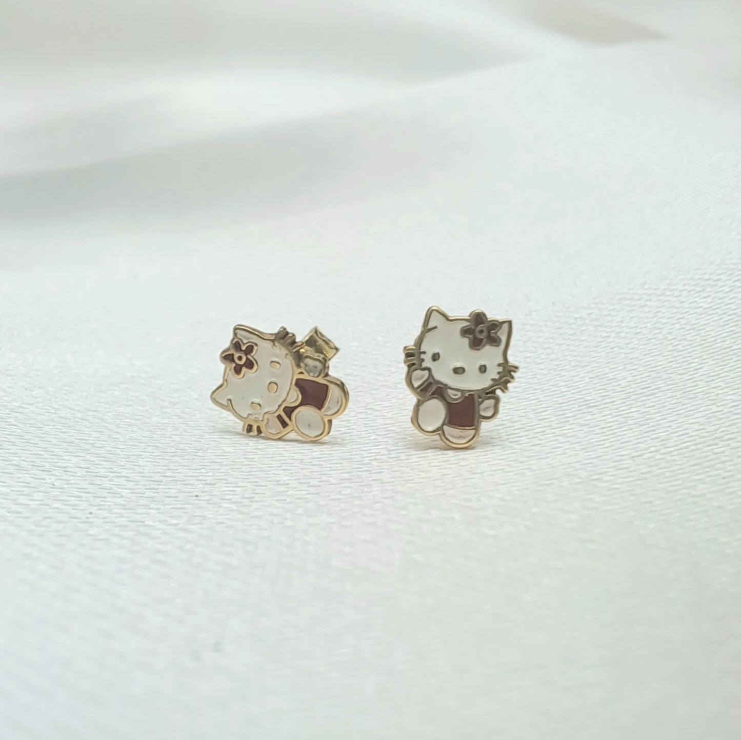 Broquel Hello Kitty 14K