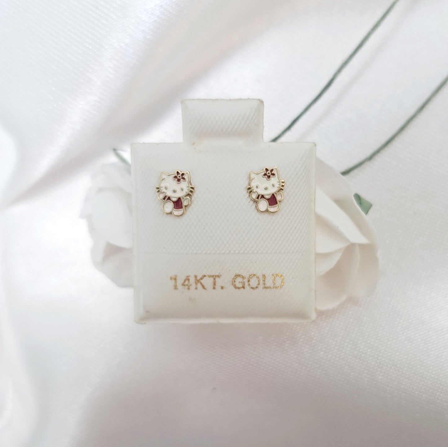 Broquel Hello Kitty 14K