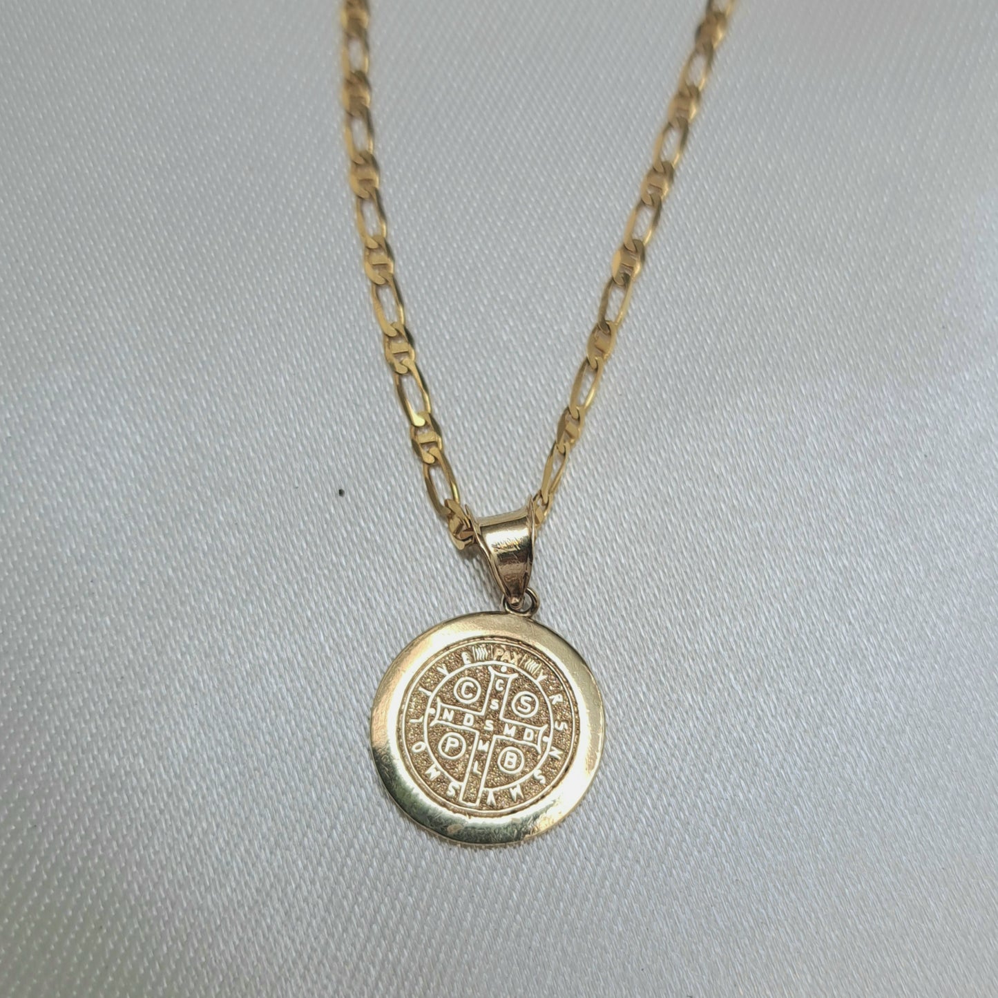 Medalla de San Benito de 10K