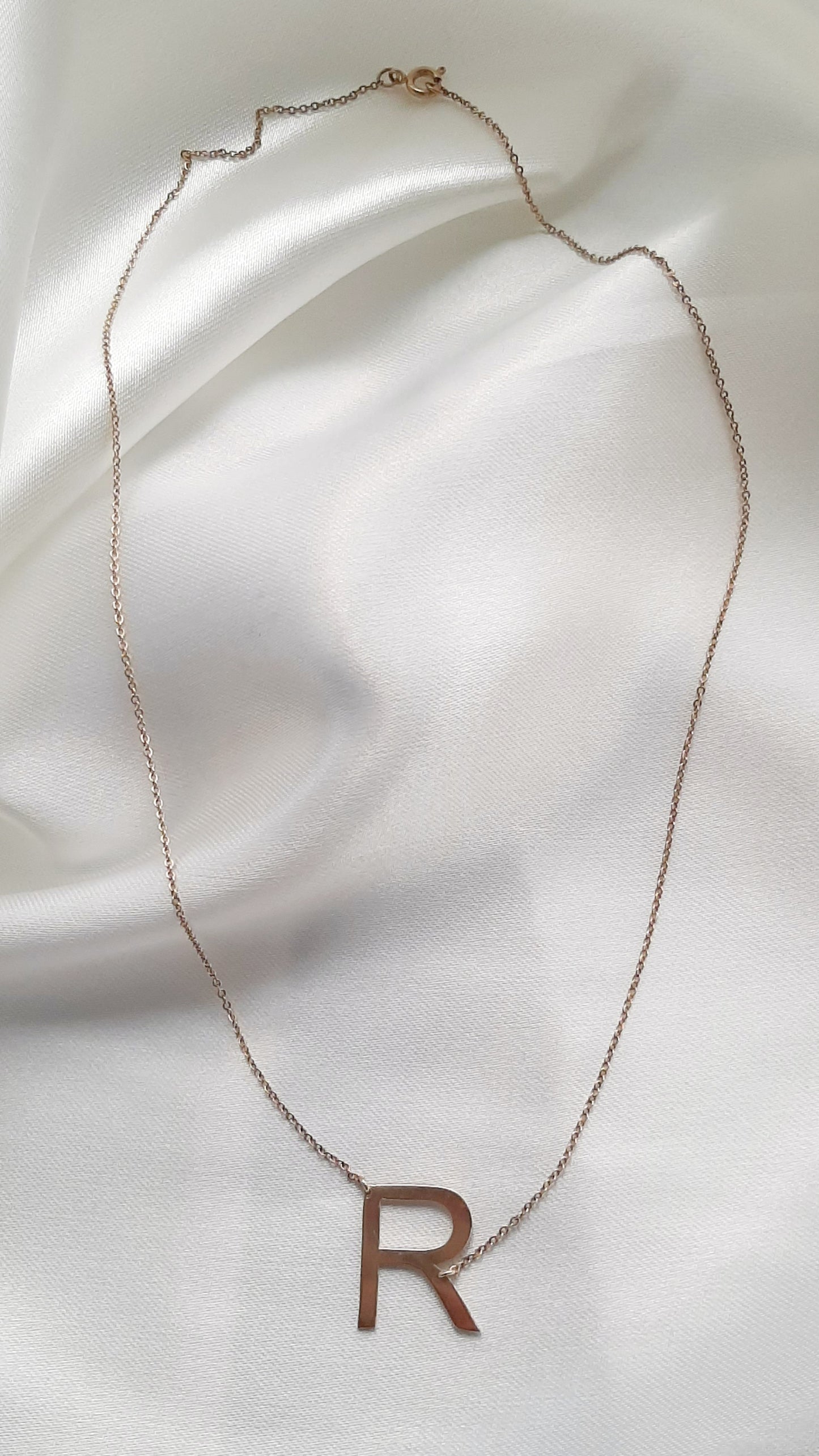 Collar Letra Inicial Oro Laminado