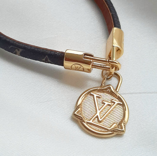 Pulsera Luis Vuitton de Piel y Acero Inoxidable