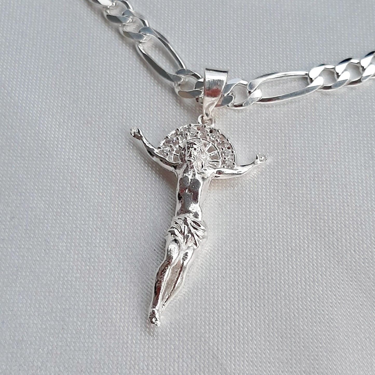 Dije Cristo con Zirconias