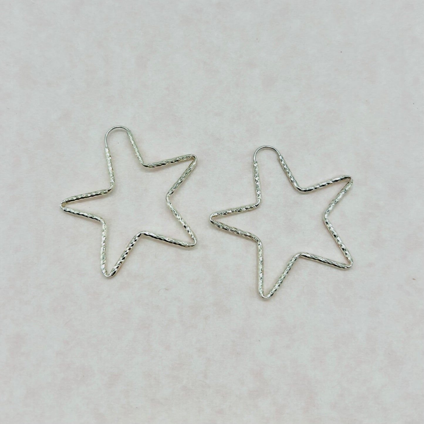 Aretes de Estrella de Tubito Facetados en Plata