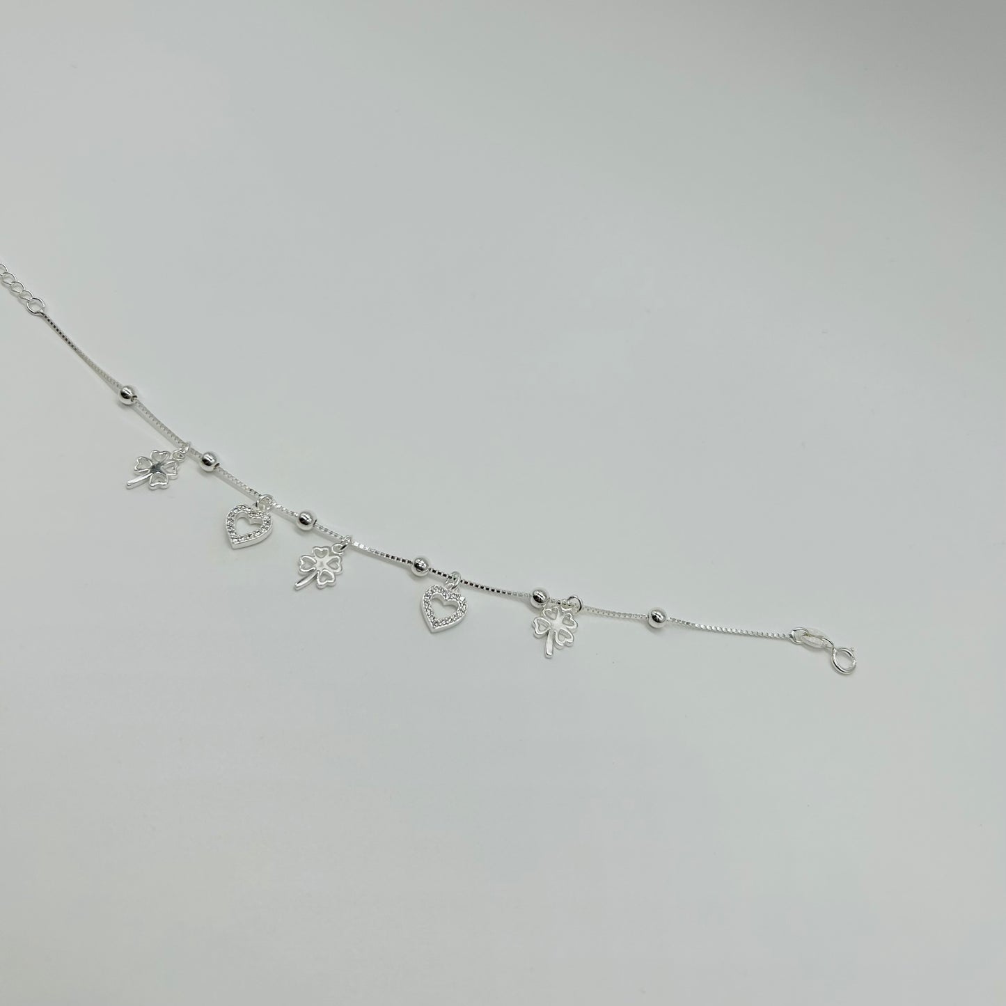 Pulsera de Tréboles y Corazones en Plata