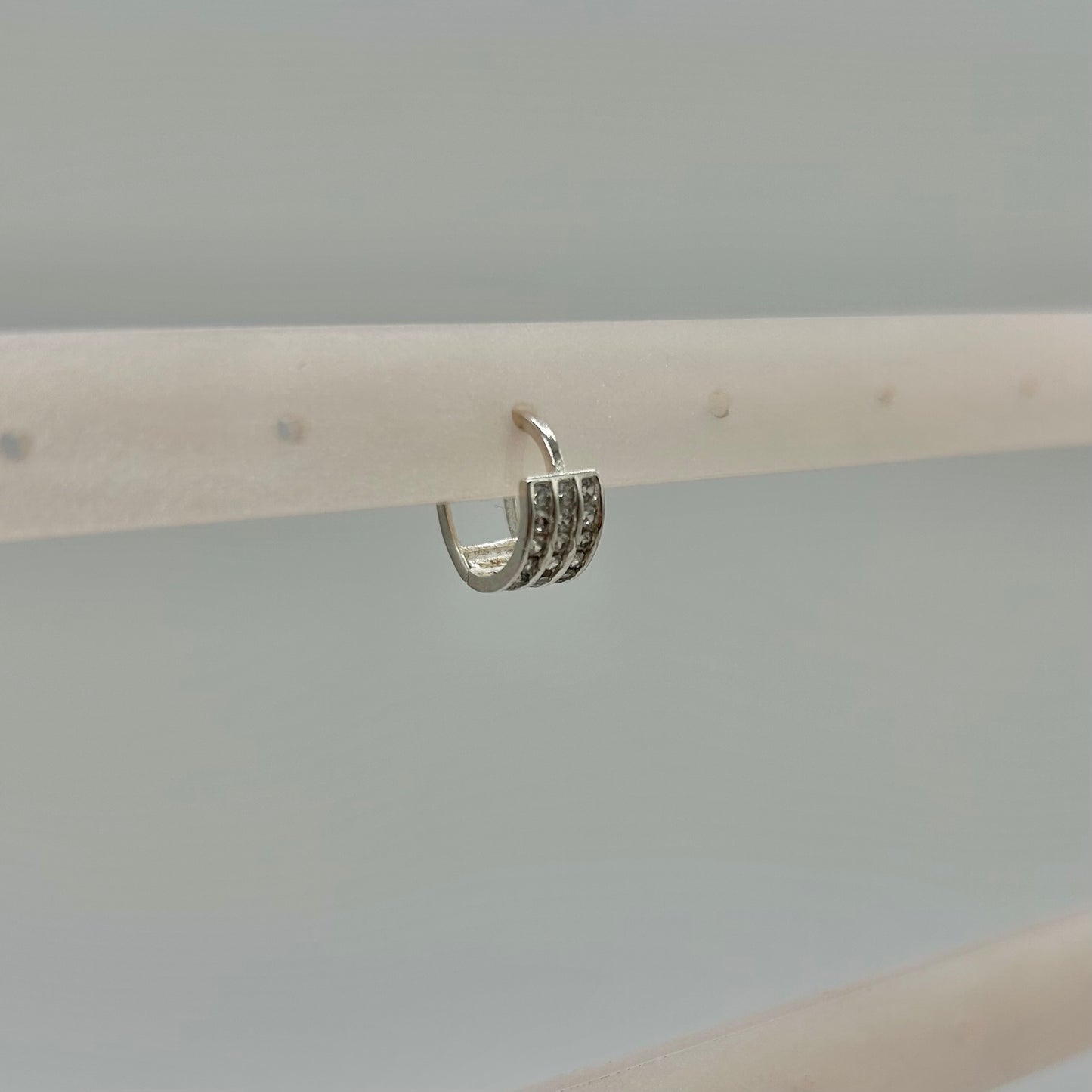 Huggies con Líneas de Zirconias