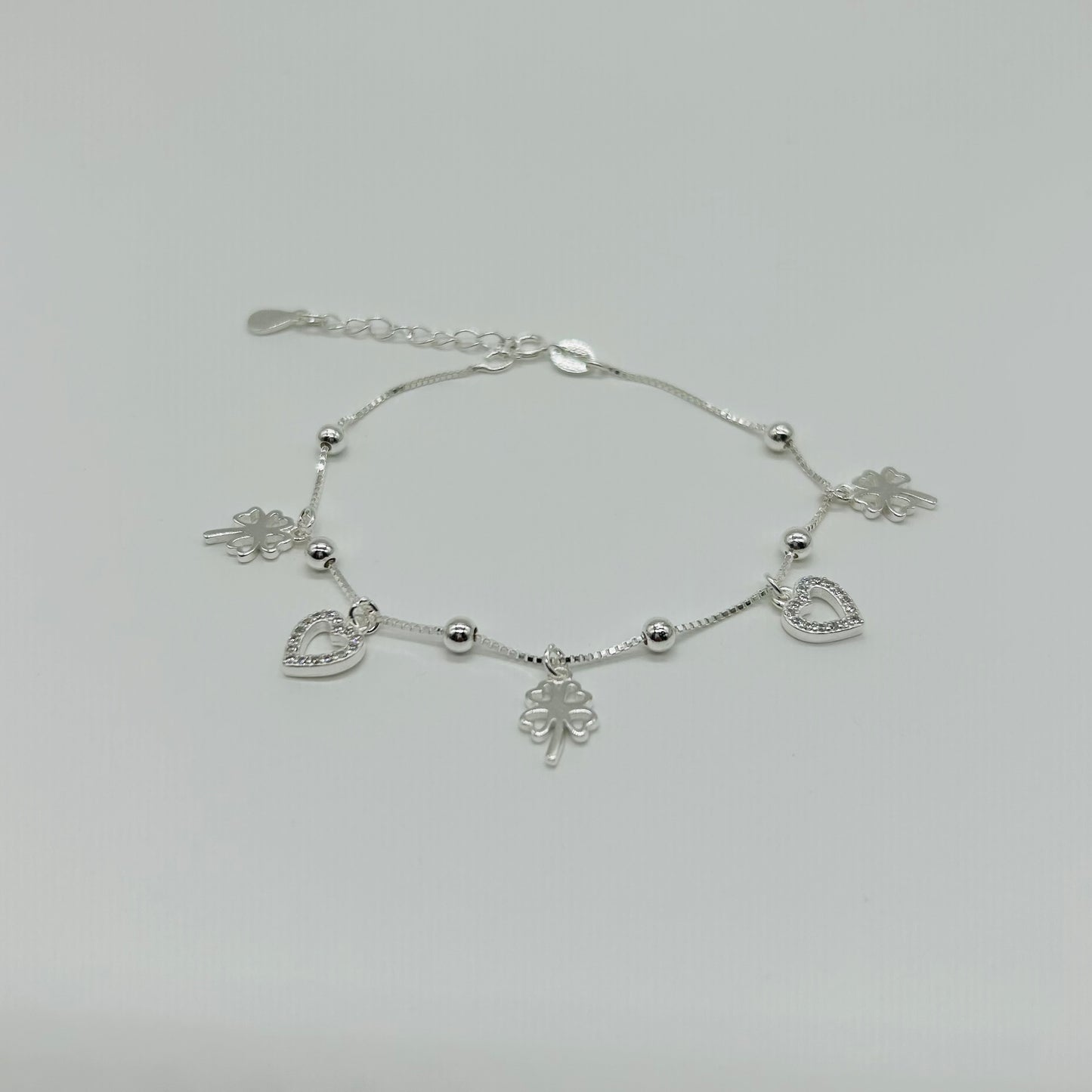 Pulsera de Tréboles y Corazones en Plata