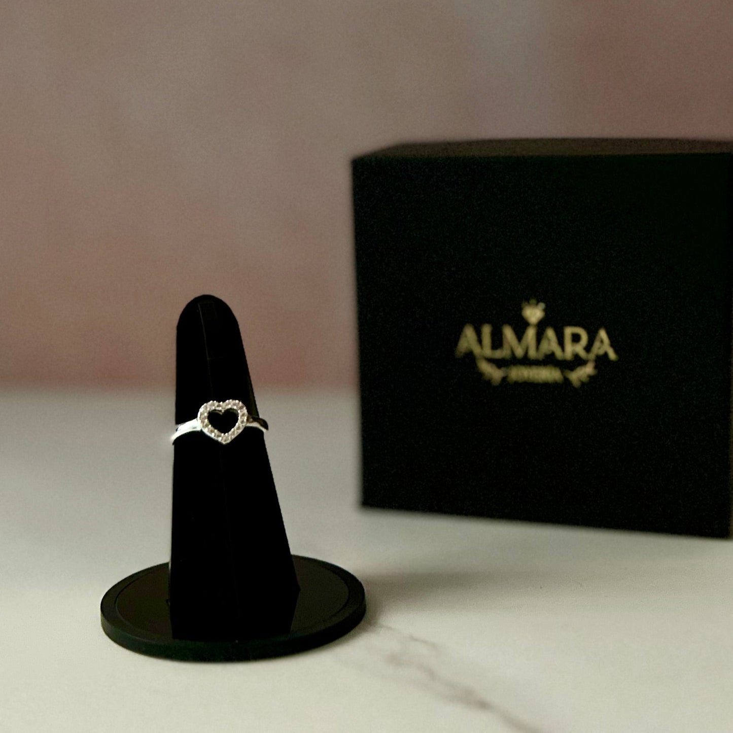 Anillo de Corazón con Zirconias