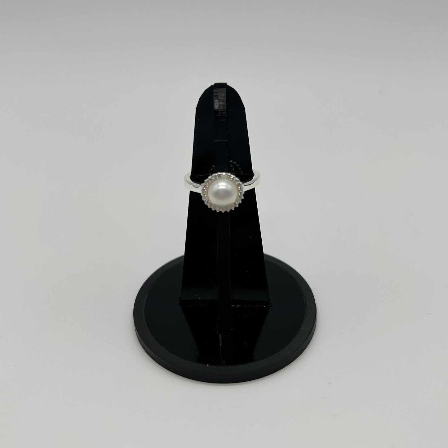 Anillo de Plata con Perla Grande
