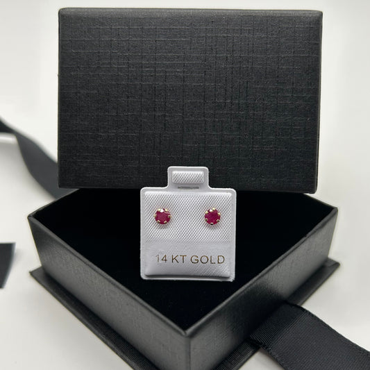 Broquel con Rubí Natural 4mm en Oro de 14K