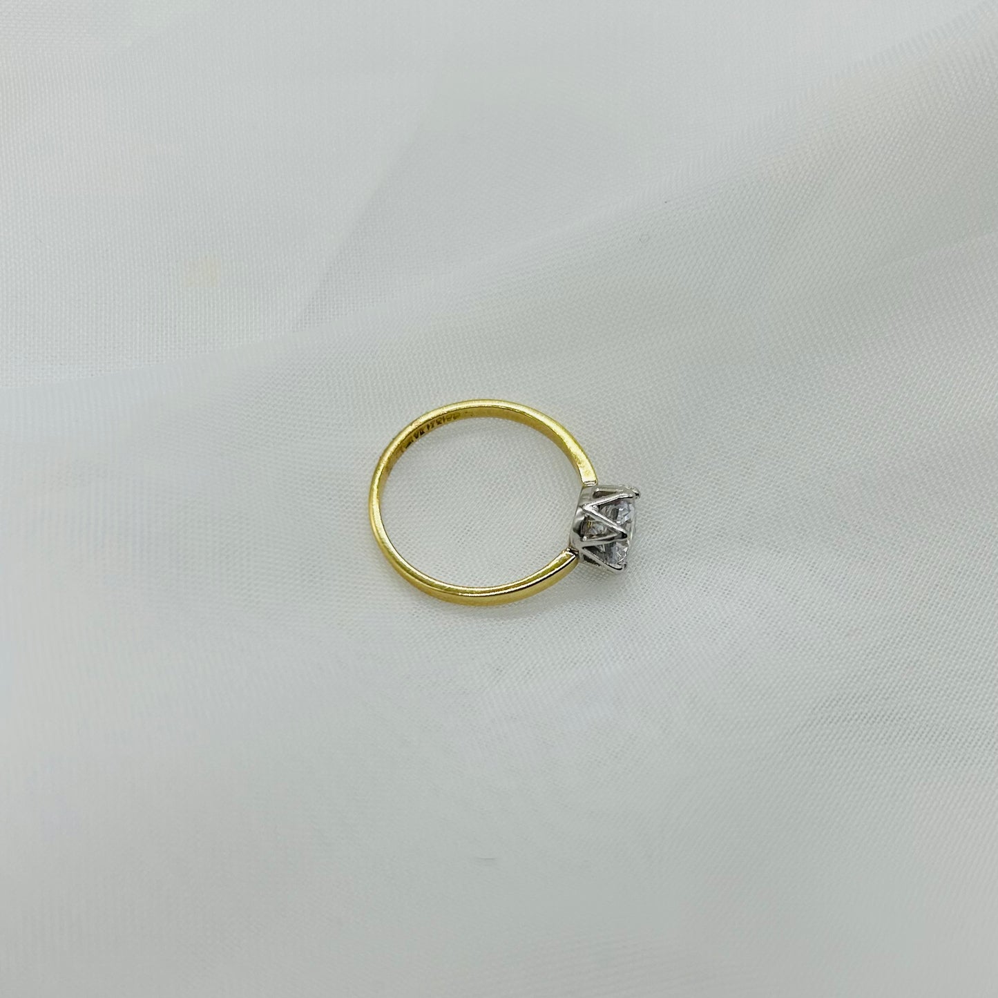 Anillo Solitario Corona Pequeña Oro 14K