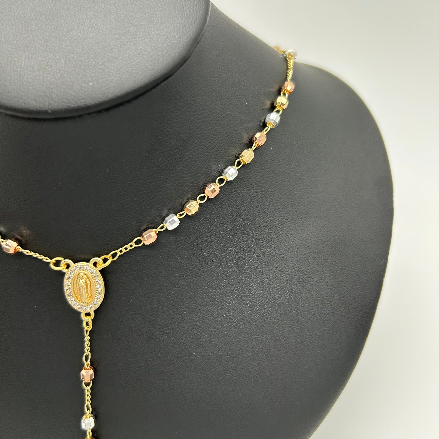 Rosario de Tres Oros de Oro Laminado