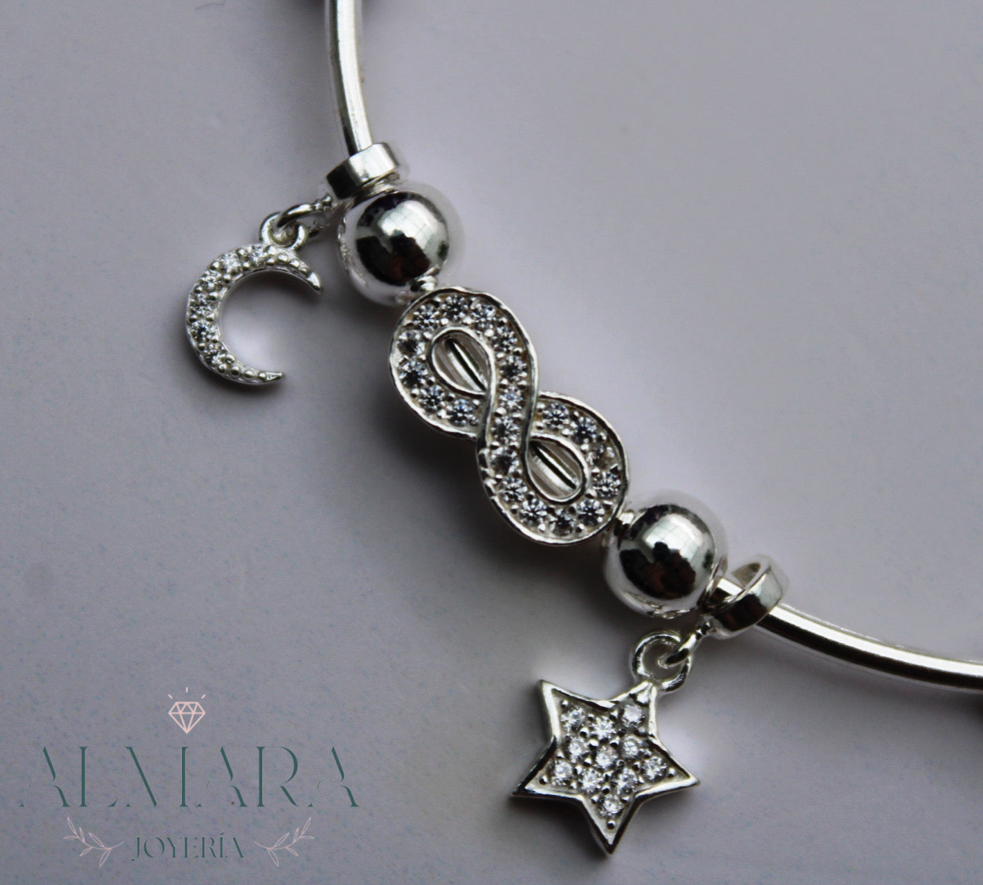 Brazalete Infinito Luna y Estrella