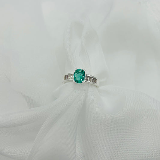 Anillo de Plata con Zirconia Verde