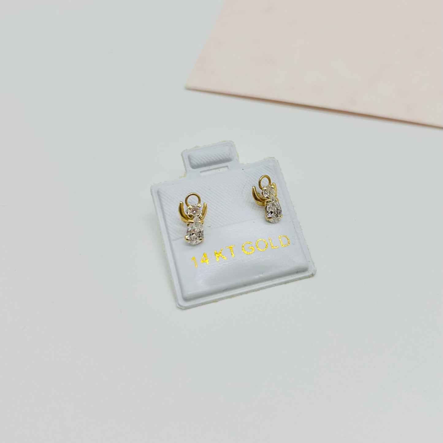 Broquel Angelitos con Zirconia Oro 14k