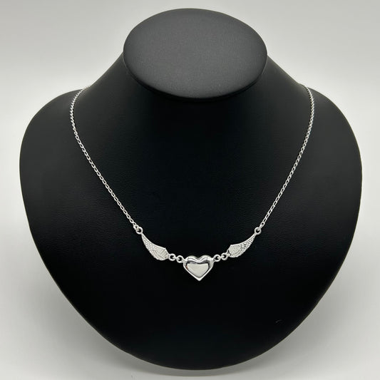 Collar Corazón con Alas en Plata