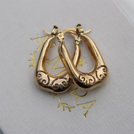 Arracadas Rectangulares en Oro 10K