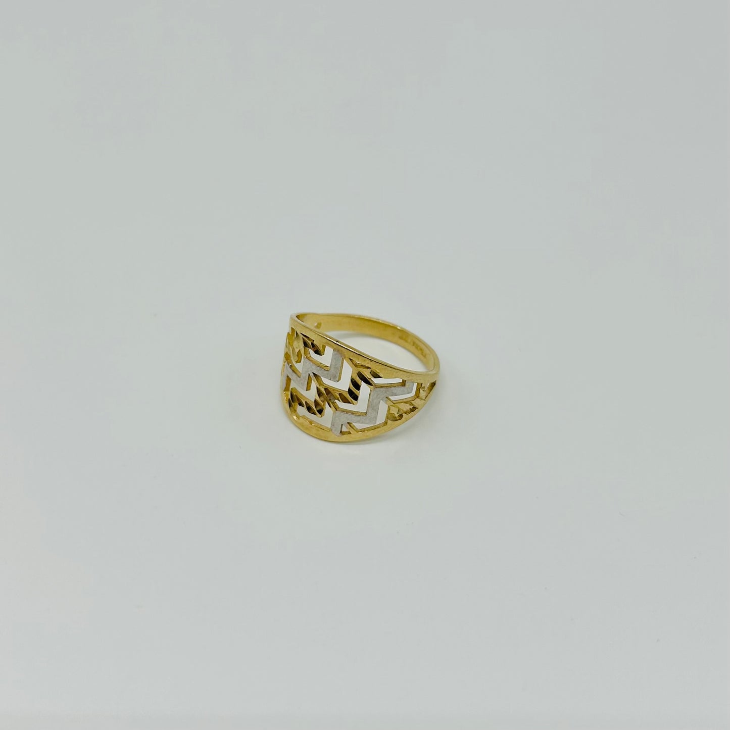 Anillo Calado de Grecas Oro 10K