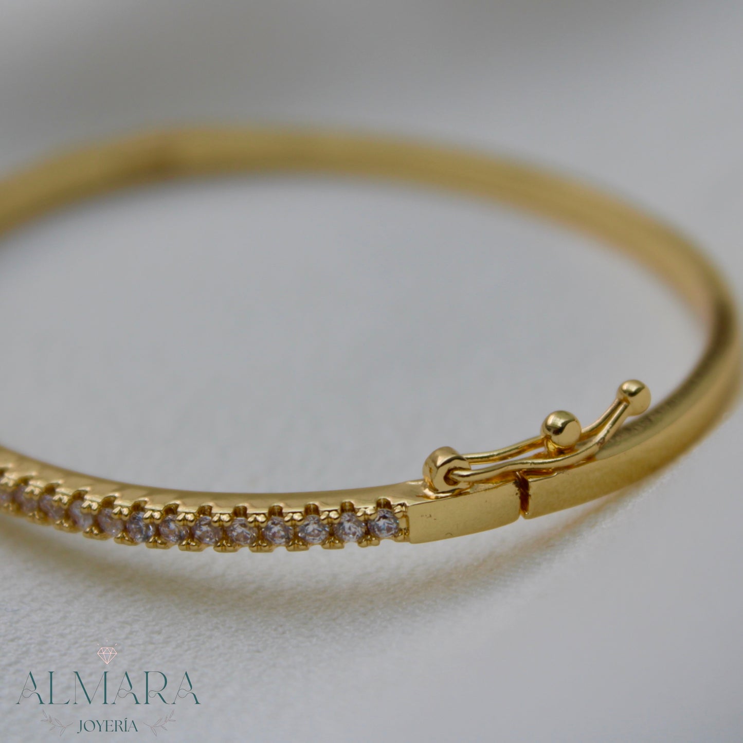 Brazalete con Zirconias y Ojo