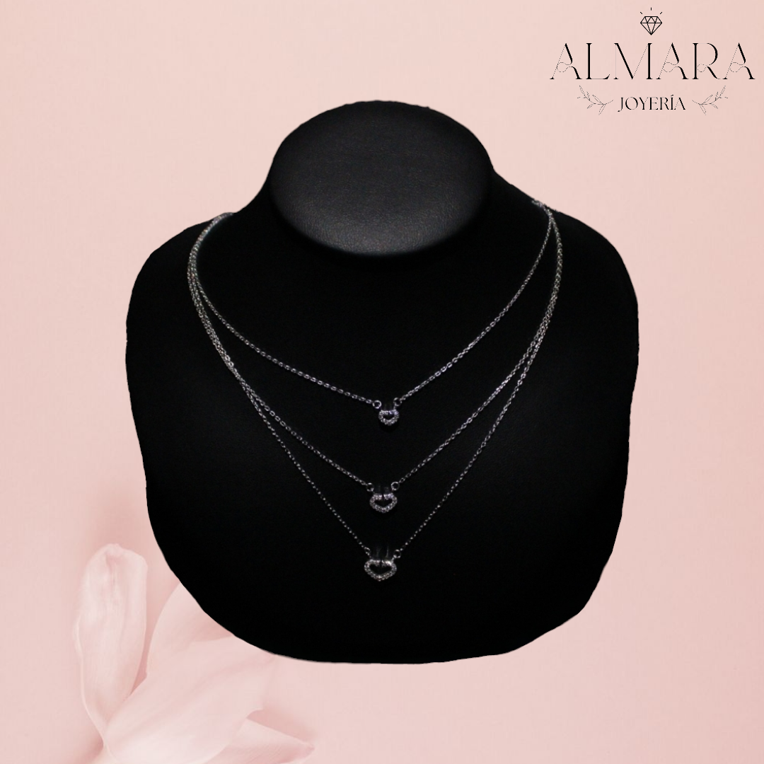 Gargantilla Triple Corazones con Zirconias