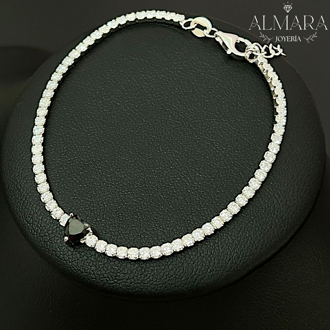Pulsera Corazón Negro