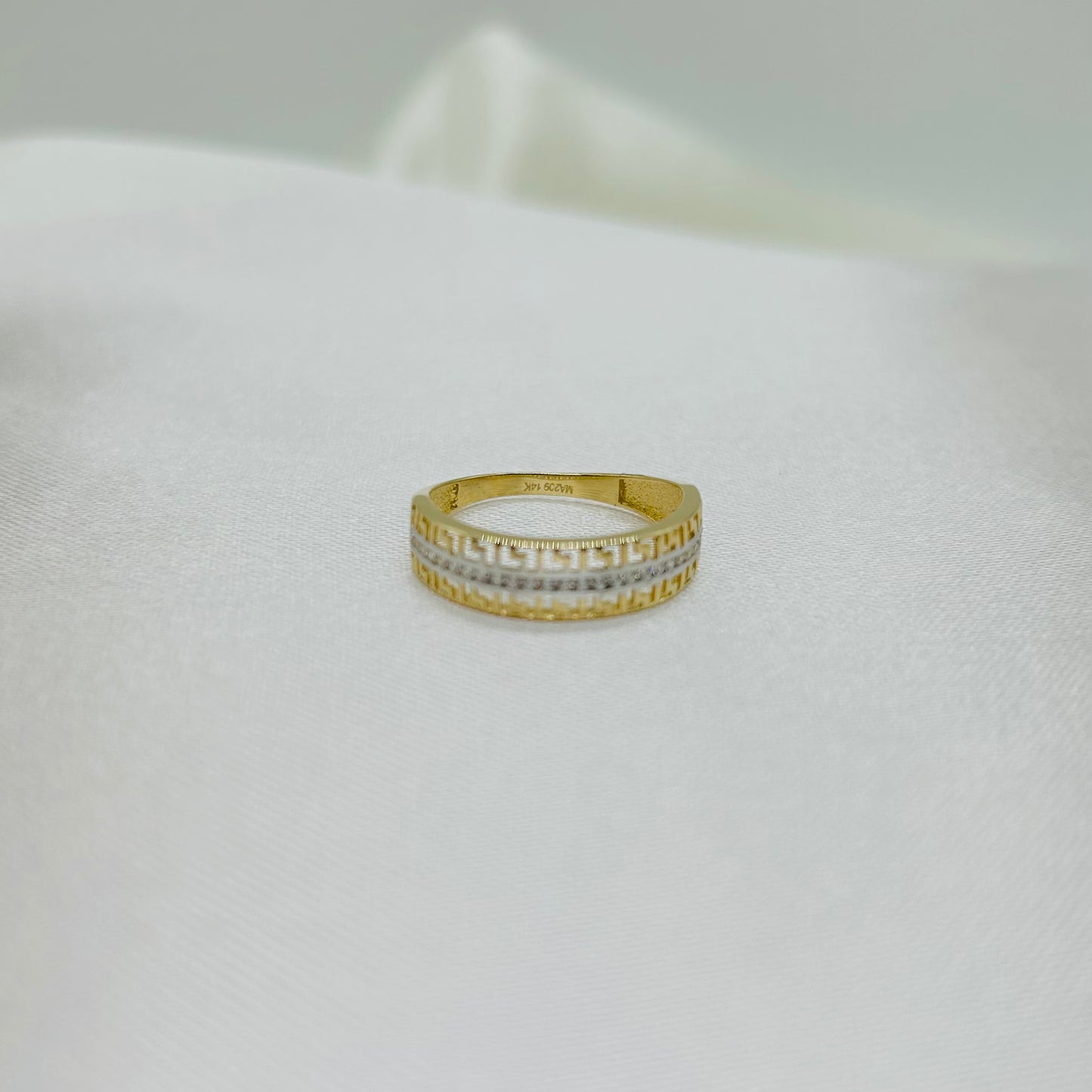 Anillo de Grecas con Zirconias de Oro 14k