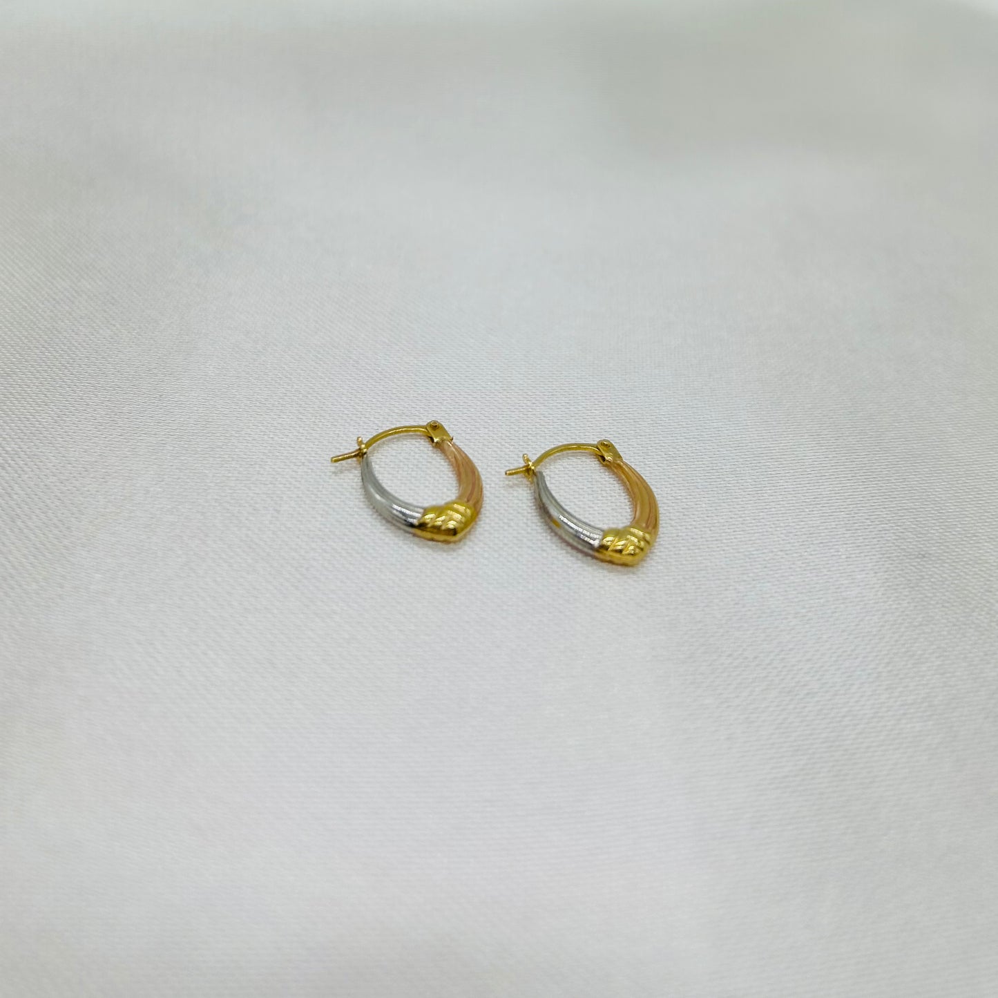 Arracadas en Tres Oros de 14K