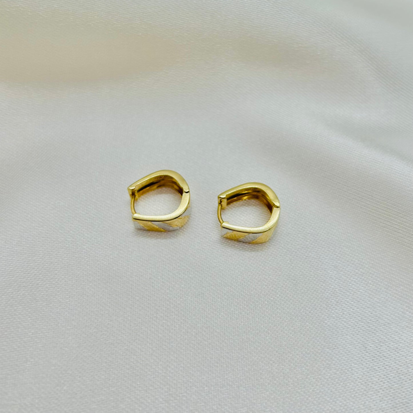 Huggies Ovaladas Combinadas en Dos Oros de 14k