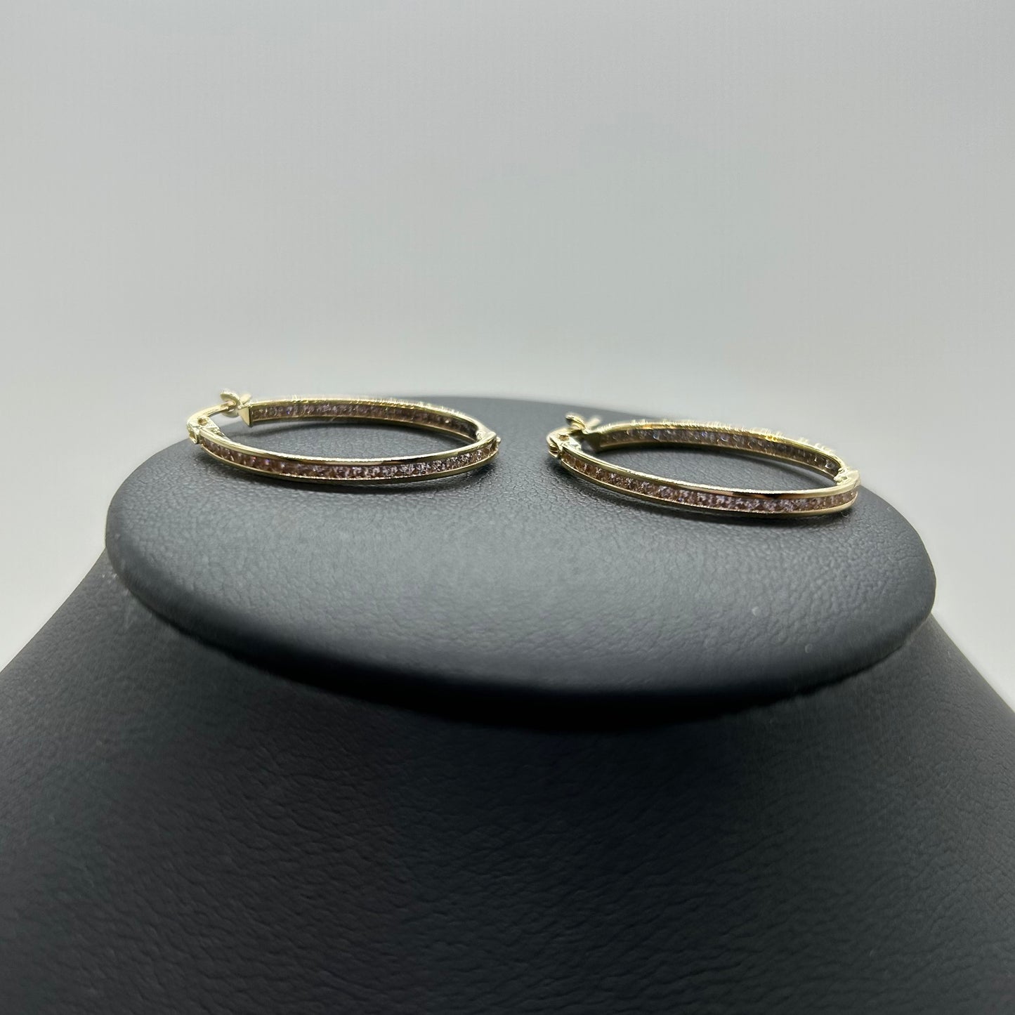 Arracadas con Zirconias en Oro 10K