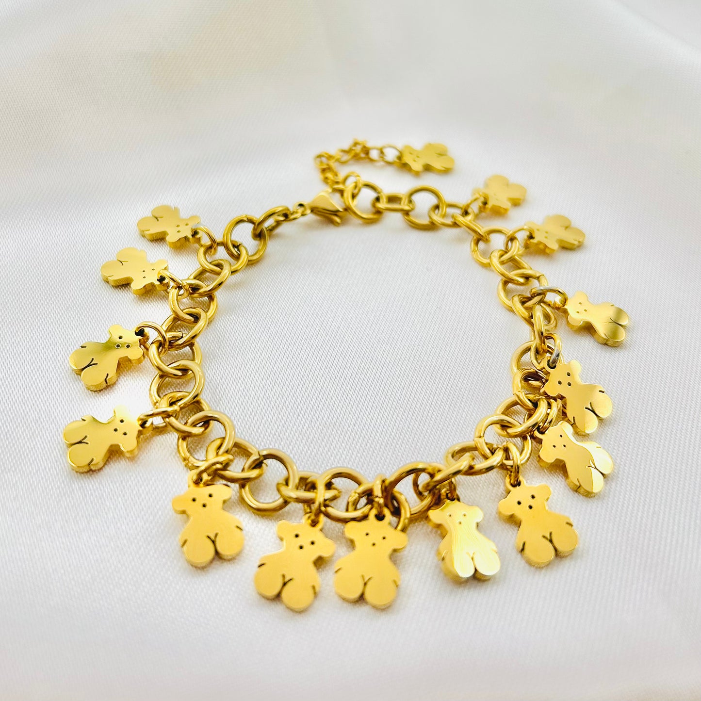 Pulsera TOUS de Acero Inoxidable con dijes colgantes