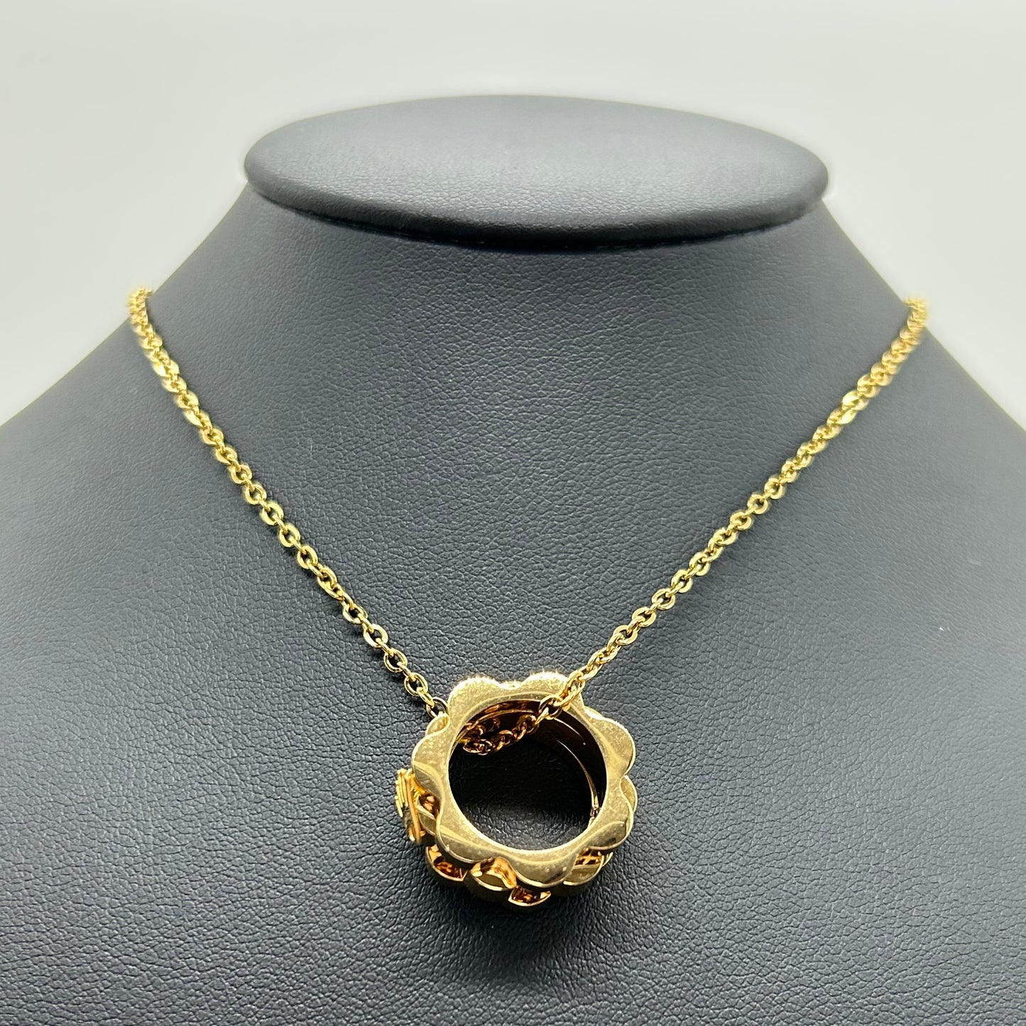 Conjunto Collar y Aretes Rolex de Acero Inoxidable