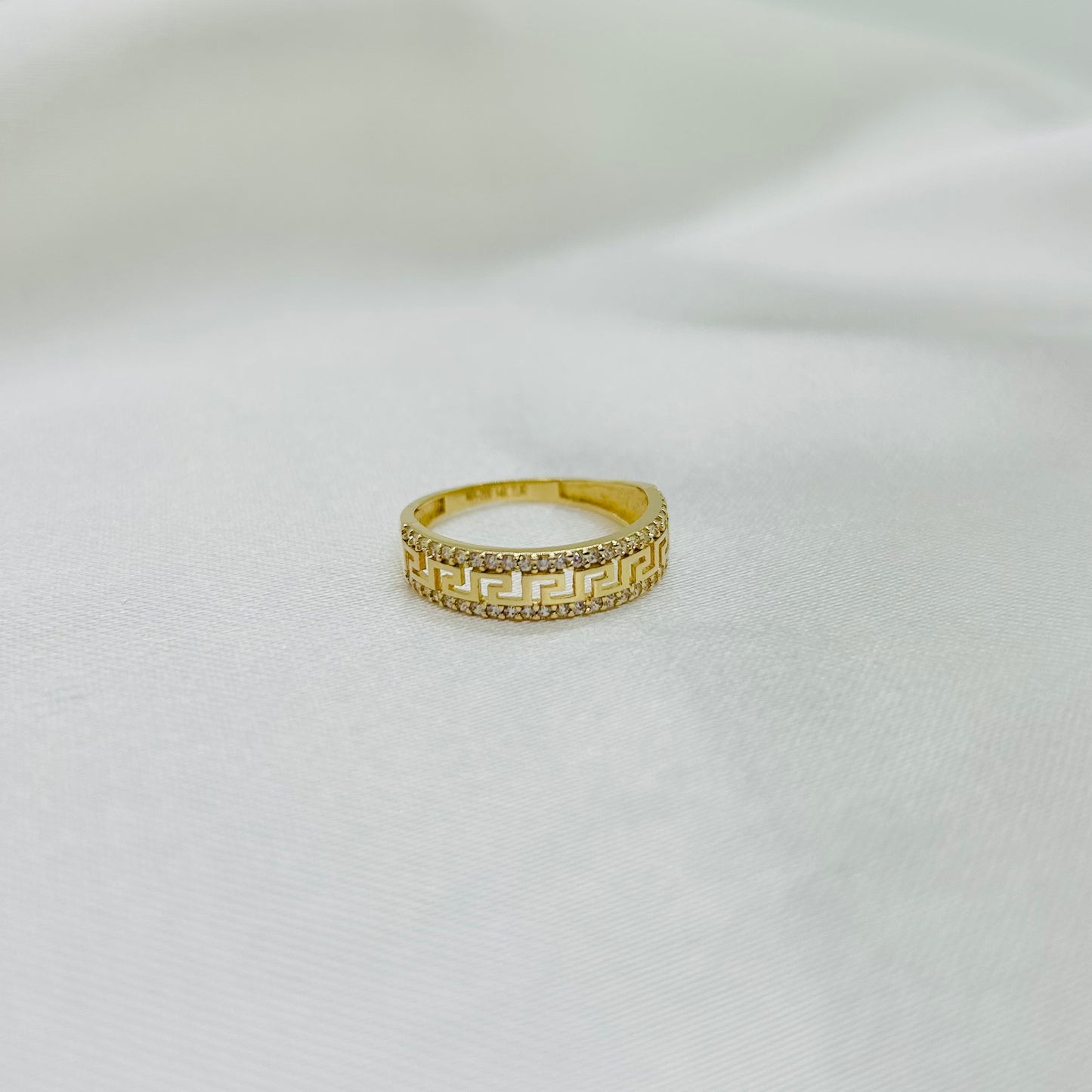 Anillo de Grecas con Zirconias de Oro 14k