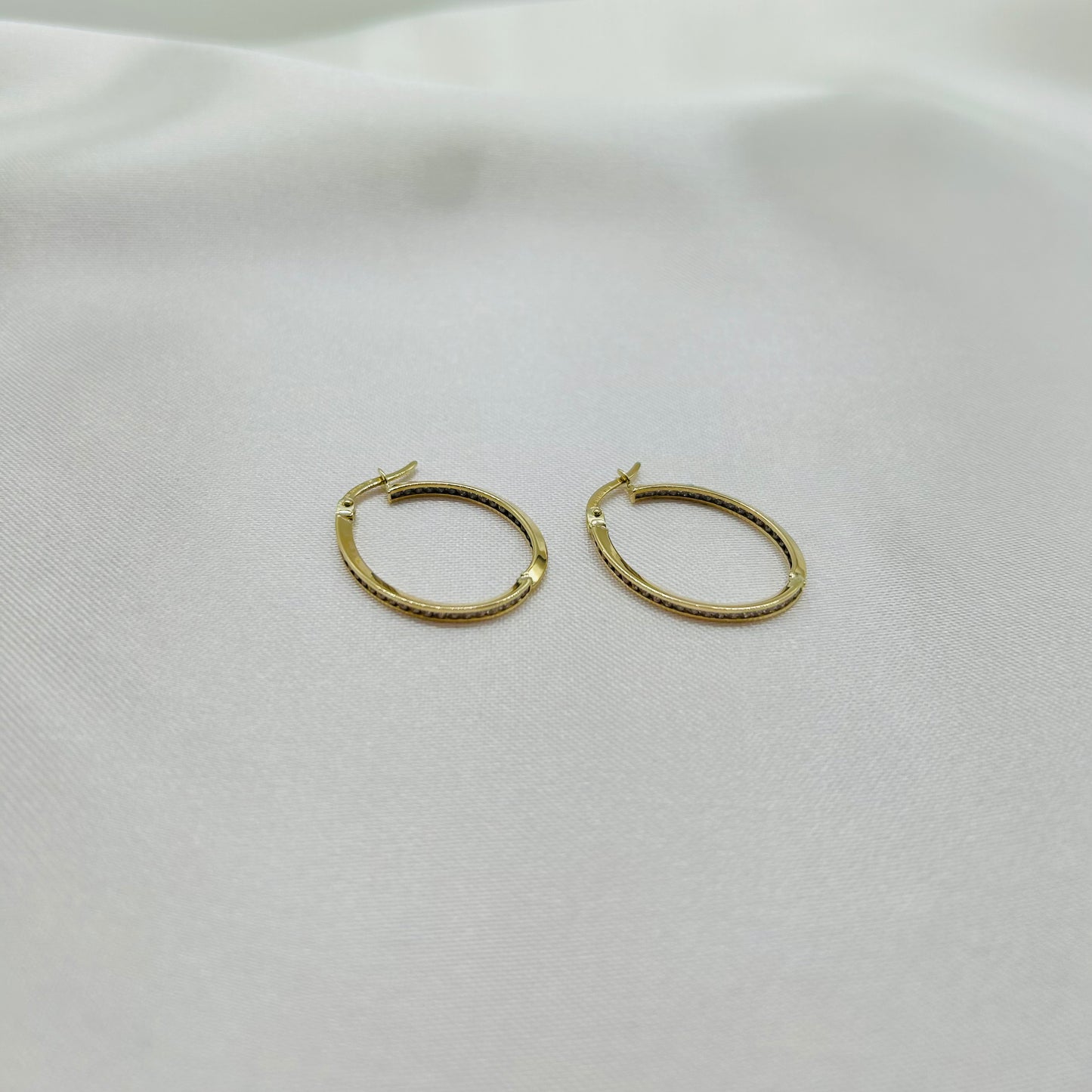 Arracadas con Zirconias en Oro 10K