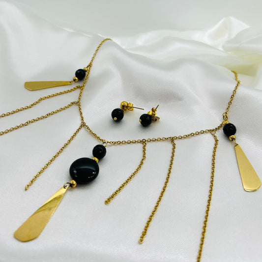 Conjunto Collar y Aretes de Piedras Negras Colgantes de Acero Inoxidable