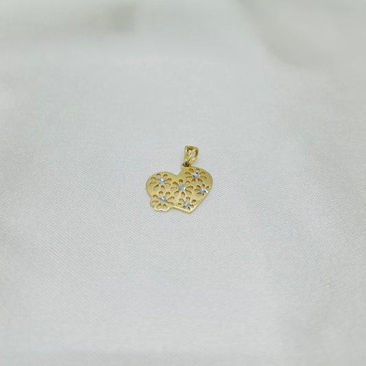 Dije de Corazón Diamantado con Flores de Oro 14K