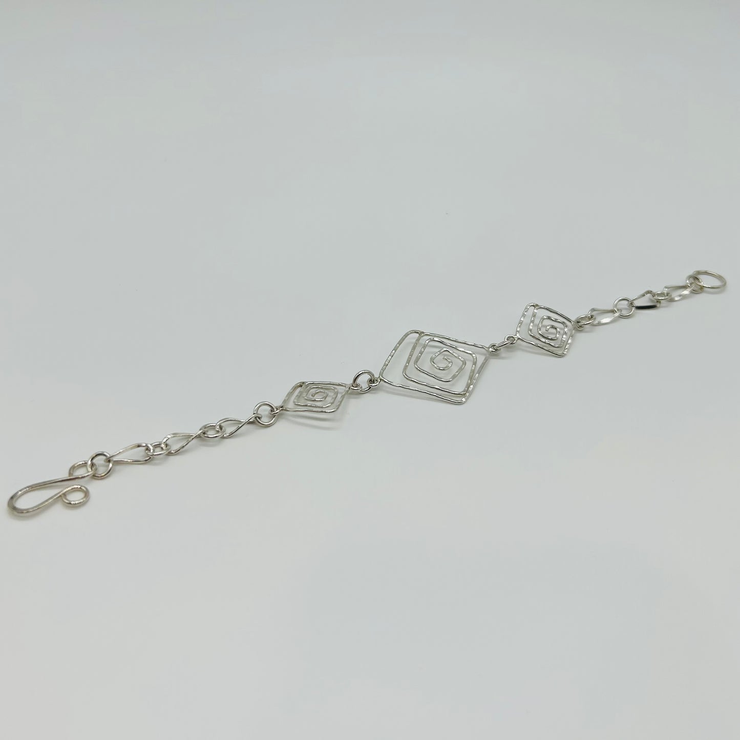 Pulsera de Plata de Espirales Cuadradas
