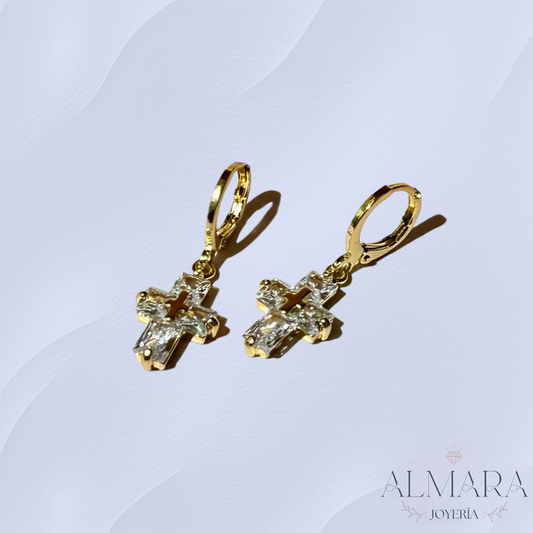 Huggies de Cruz con Zirconias