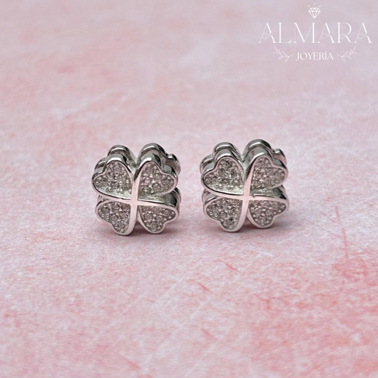 Aretes Trebol Giratorio