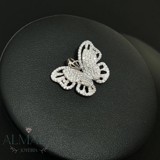 Dije Mariposa con Zirconias
