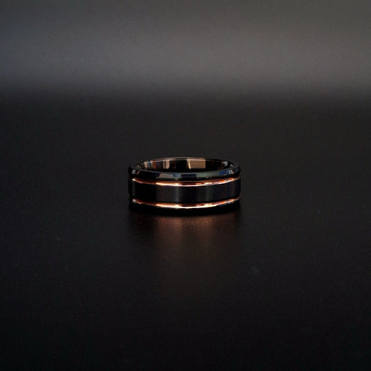 Anillo Negro con Líneas