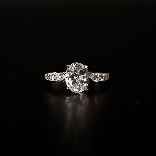 Anillo de Compromiso Óvalo