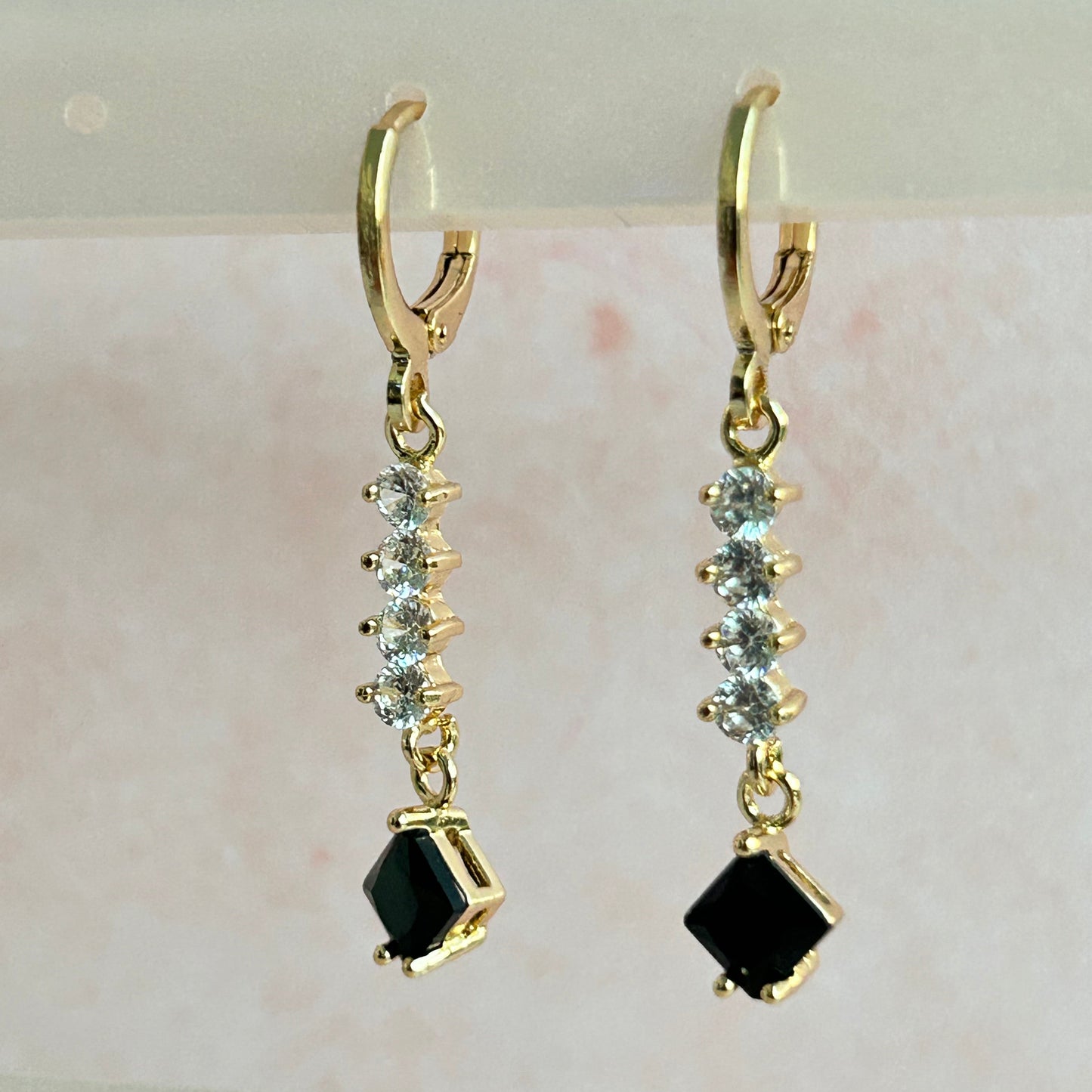 Aretes Largos con Zirconias