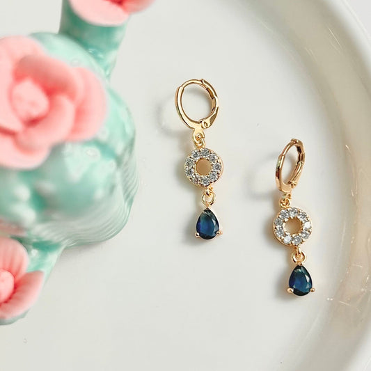 Huggies Con Circulo de Zirconias