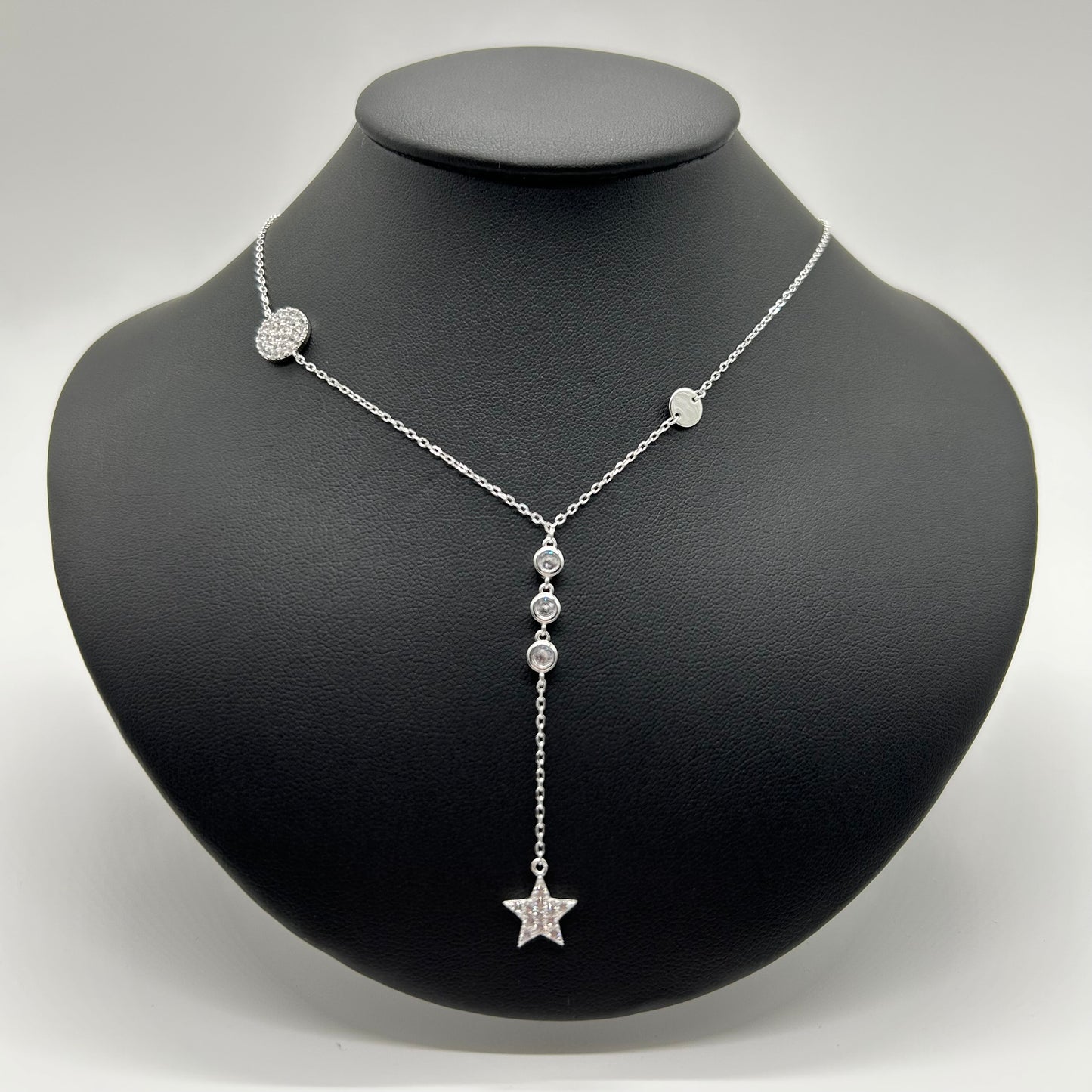 Collar Tipo Corbatín de Círculos y Estrella de Plata