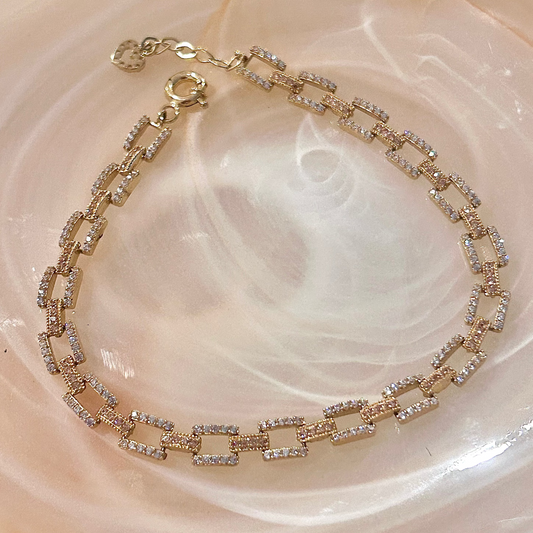 Pulsera Eslabón Rectangular con Zirconias en Oro 14K