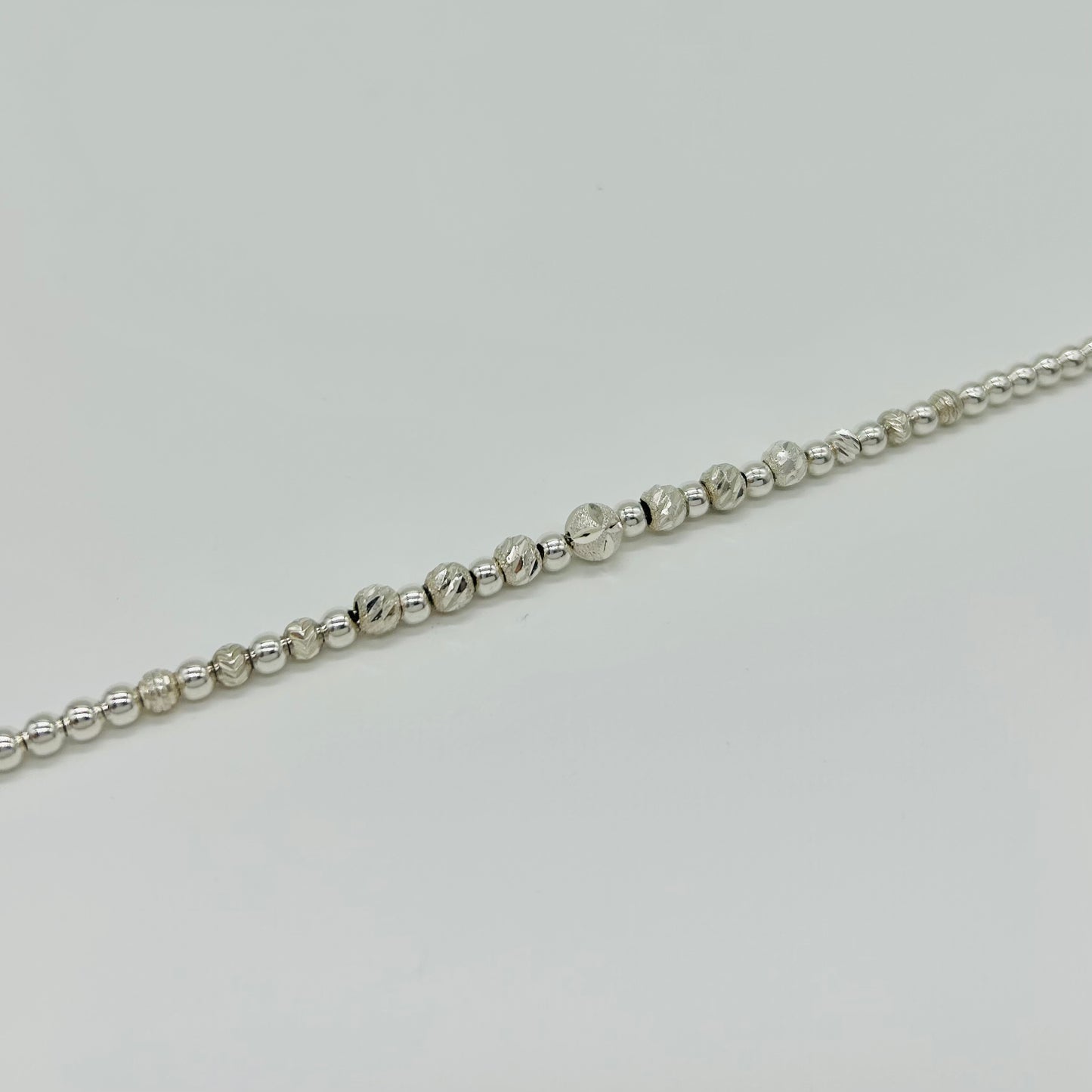 Pulsera de Plata con Bolitas